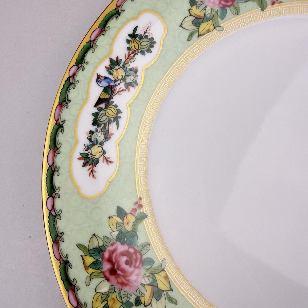 Williams Sonoma Famille Rose Dinner Plate 10.75" Green Floral Bird Gold NEW - Picture 3 of 5